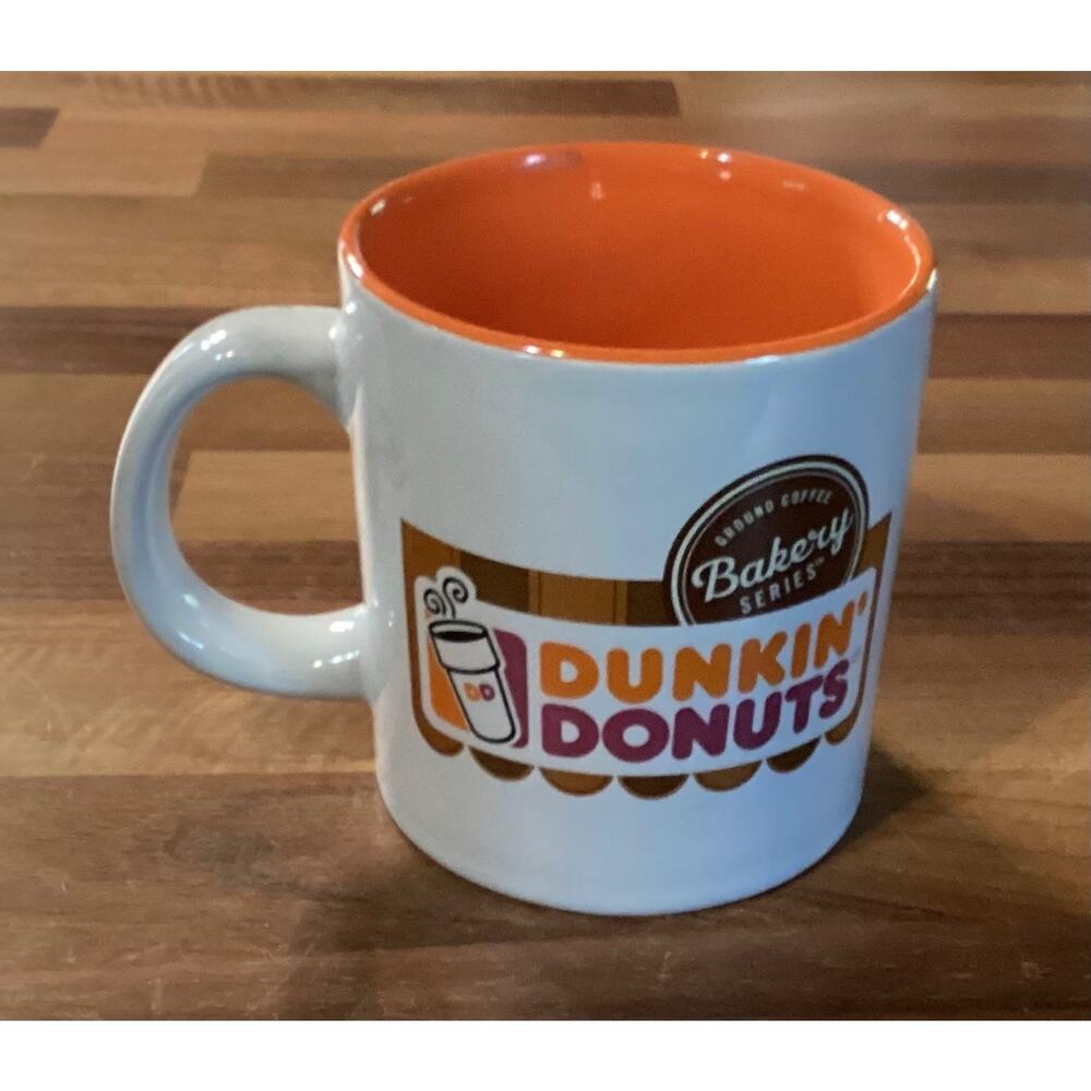 Dunkin’ Donuts Bakery Series 10 oz Stoneware Coffee Mug Cup White Orange 2013